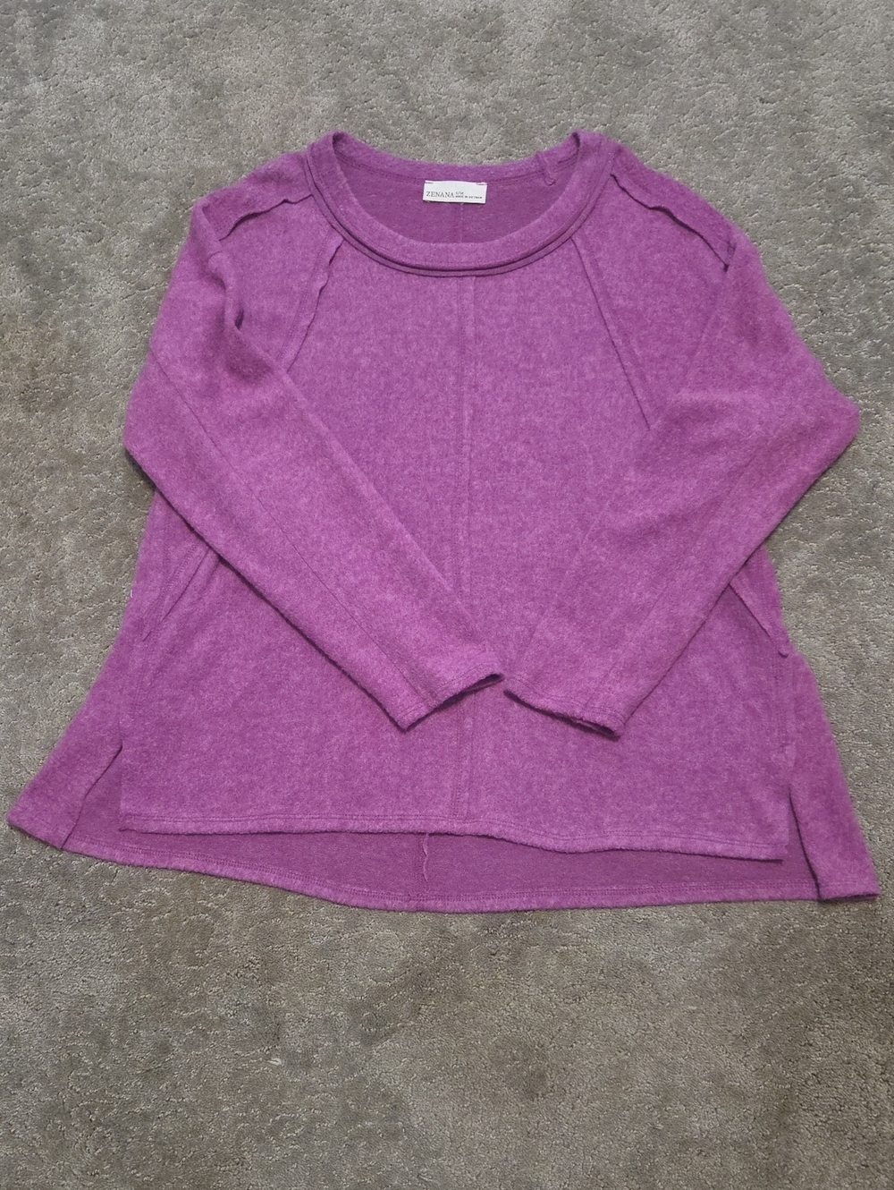 Zenana Outfitters Heathered Purple Scoop Neck Sweater NWOT size S/M